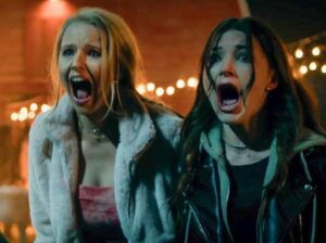 دلقک در مزرعه ذرت