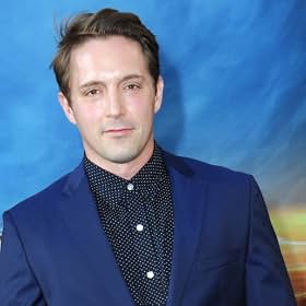 Beck Bennett